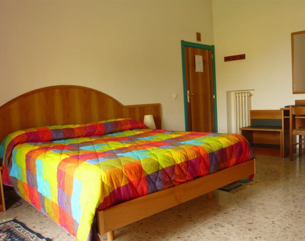B&B Il Colle Serra San Quirico Eksteriør billede